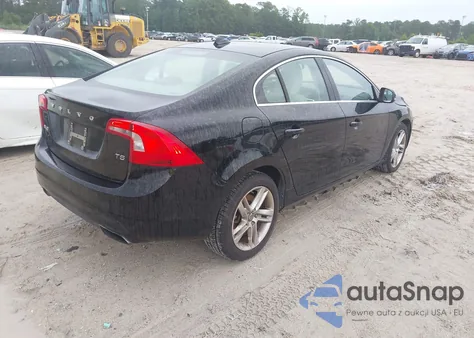 2014 Volvo S60 T5 из США, поврежденный, VIN YV1612FS4E1290301